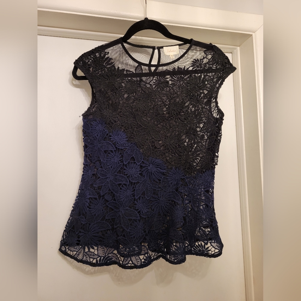 Deletta Lace Top